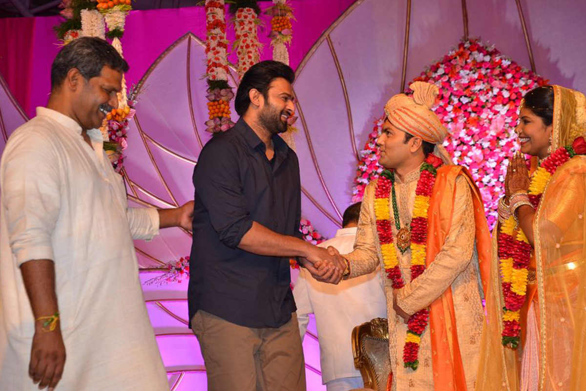 celebrities-at-producer-shyam-prasad-reddy-daughter-wedding